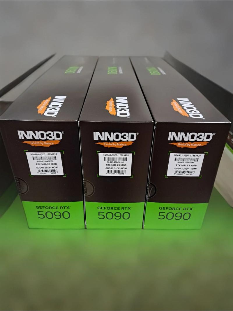 电脑运行游戏画面