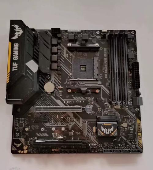 华硕TUF B450M-PLUS GAMING主板评测：军规TUF品质，AM4平台性价比之王