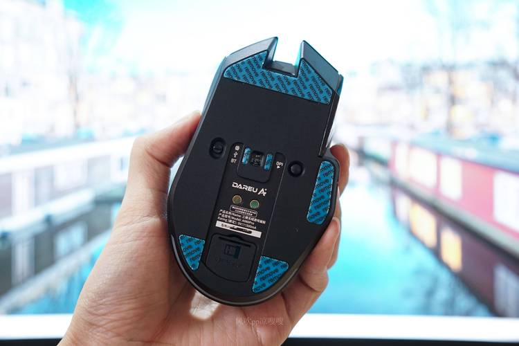 Acer M998 vs ZOWIE GEAR EC3-CW vs 达尔优A918 游戏鼠标深度对比