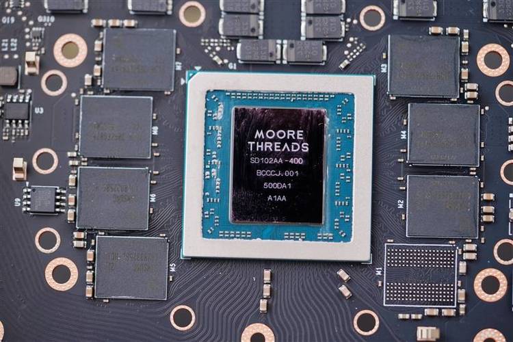 摩尔线程MTT S30 vs 丽台TESLA V100 vs 盈通RX 6750XT 深度对比