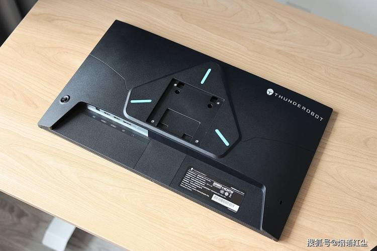 HP M2471S vs 雷神黑武士LQ27F180 深度对比