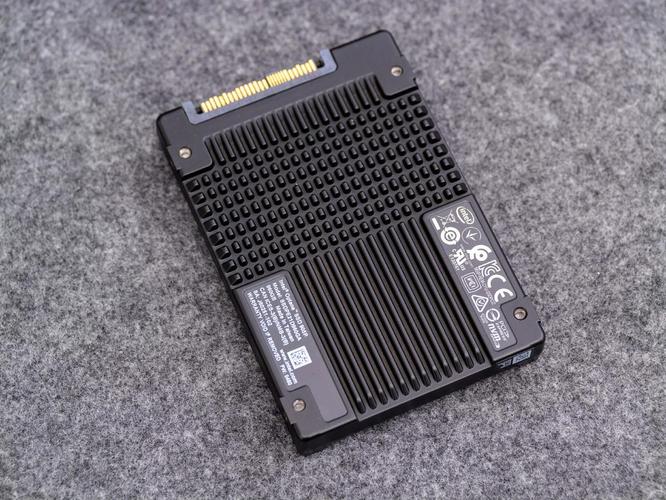 飞利浦SATA3 SSD vs Intel傲腾905P vs Intel SSD DC D4800X 深度对比