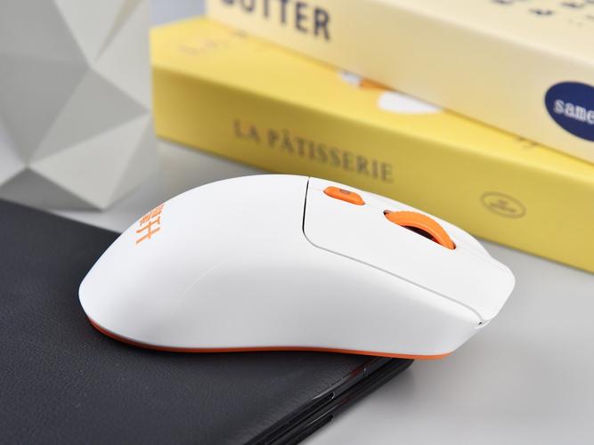 攀升IPASON 炎橙PS106NL鼠标深度评测：星闪+有线双模，商务舒适新选择