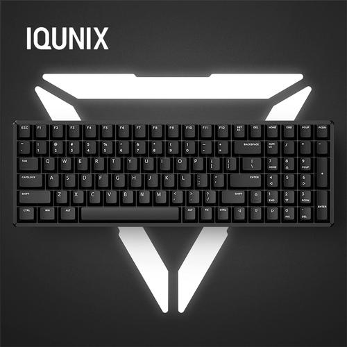 iQunix F97三模机械键盘评测：TTC快银轴+RGB背光，全尺寸铝坨坨的质感之选