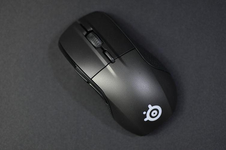 SANWA 400-MA179 vs 赛睿 Rival 700 vs 雷柏 Ralemo Air 1 深度对比