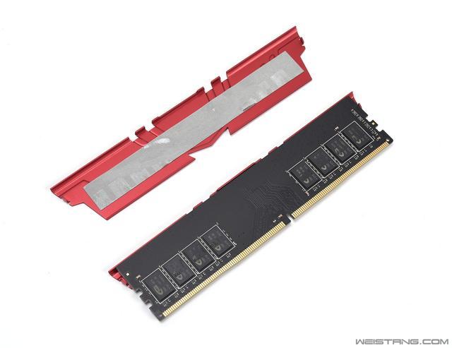 十铨火神系列16GB DDR4 3000内存深度评测:高性价比的稳定之选