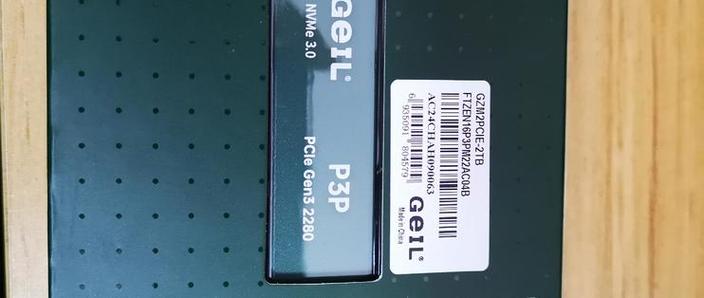 金邦P3P 2TB vs 三星850 EVO mSATA vs 闪迪E60 1TB 深度对比