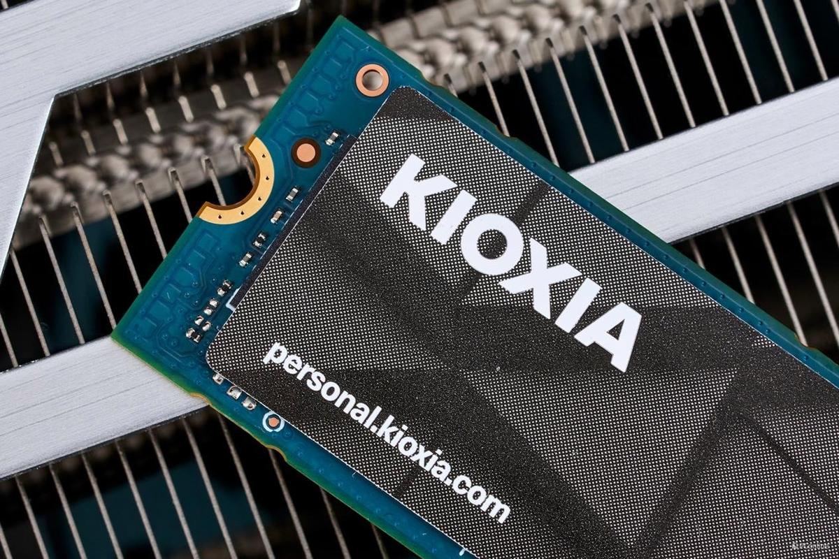 铠侠KBG50ZNS512G2U1AGA（512GB）评测：小身材大能量，消费级M.2 SSD的均衡之选