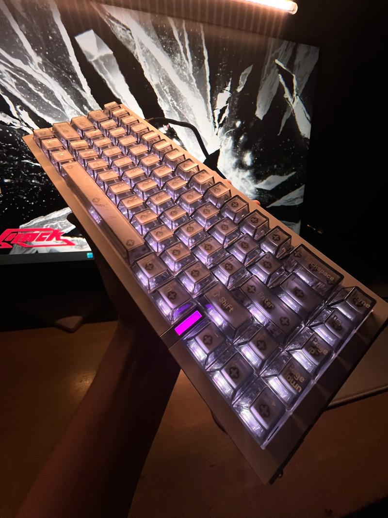 MelGeek REAL67 vs reccazr 纸飞机66 vs Cherry MX2.0 深度对比