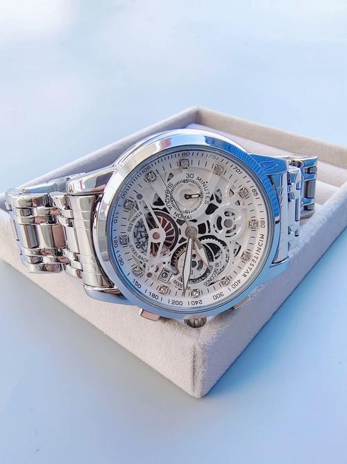 OSCOO OM800 2260(120GB) vs 固德佳GN 2TB 深度对比