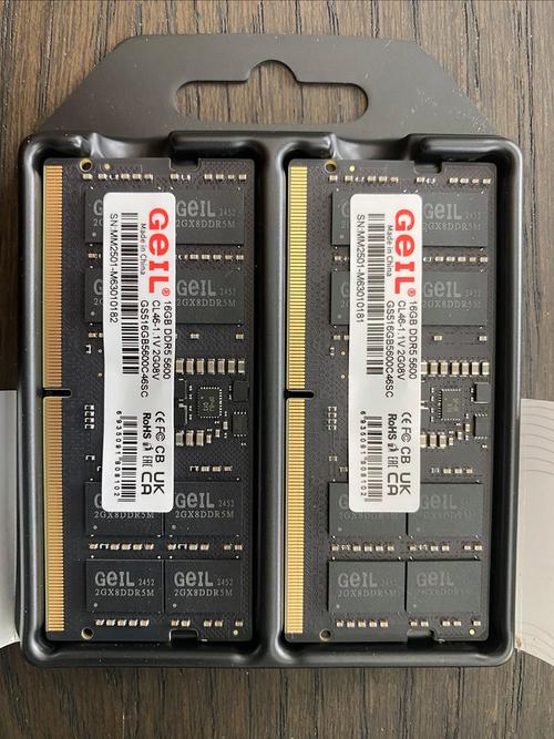 金邦摩羯 DDR5 7200 32GB 评测：高频低延迟，RGB 灯效加持的性能利器