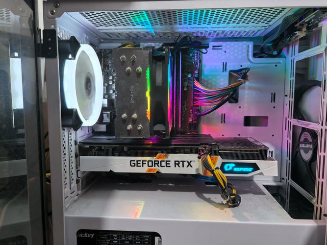 七彩虹iGame RTX 2060 SUPER Ultra OC vs 战斧GTX 750 Twin 1GD5 深度对比