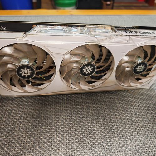 影驰GeForce RTX 3060 星曜MAX OC vs 镭风R7-350 速甲蜥-4GD5 深度对比