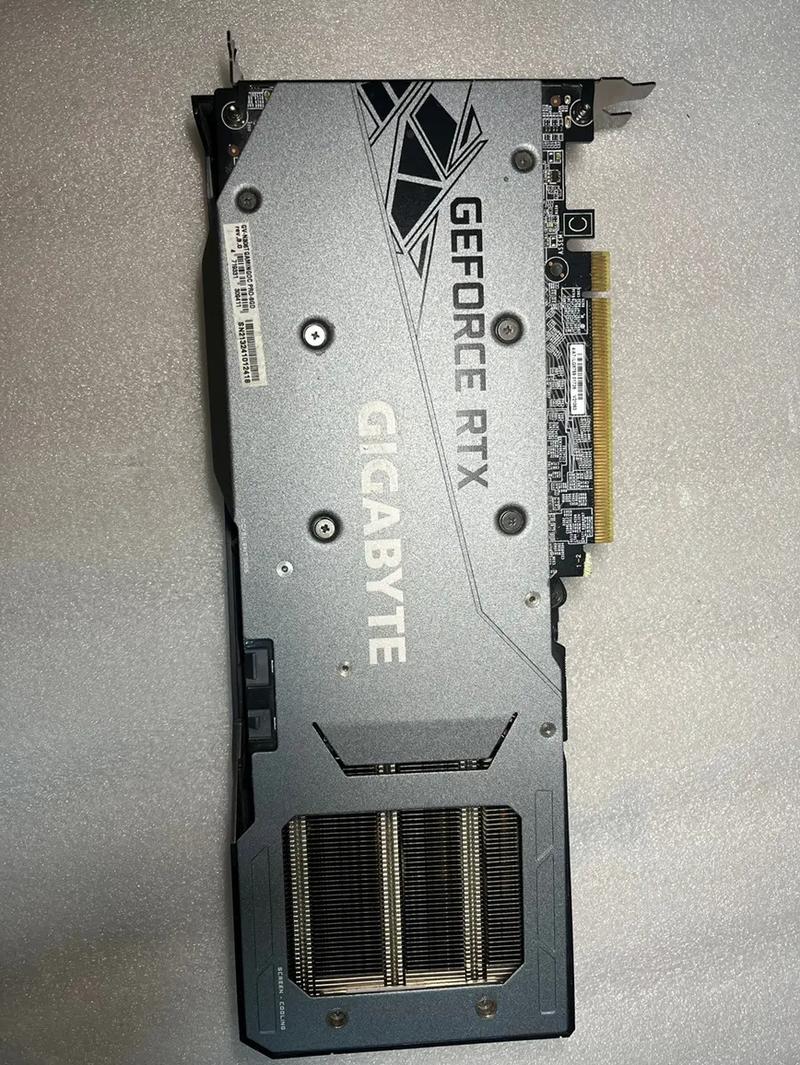 电脑硬件安装与选择