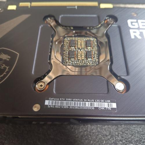 用户选购显卡场景