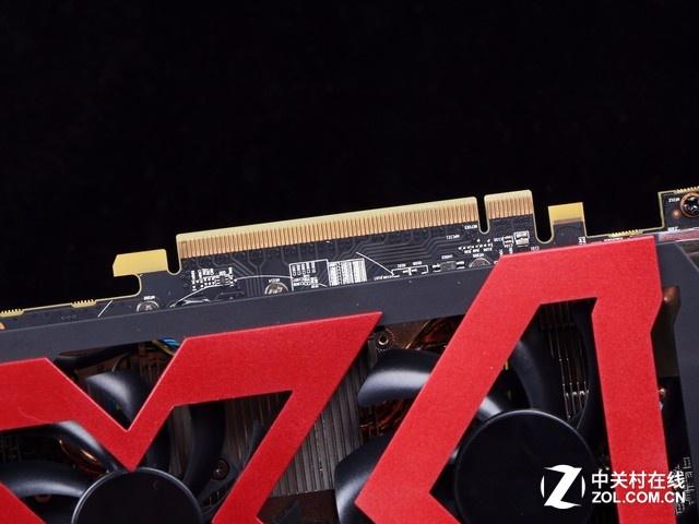 不同用户群体使用电脑的示意图