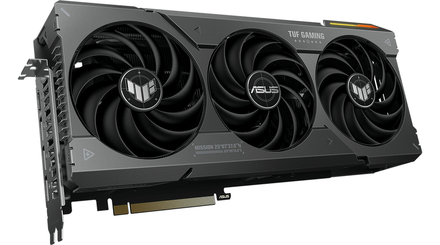 华硕TUF RX 7700 XT vs 七彩虹9600GT 深度对比：跨越时代的显卡对决