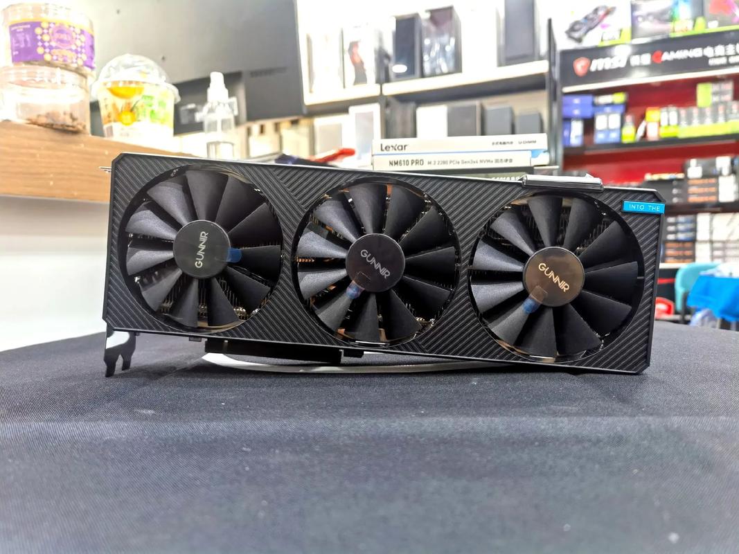 价格与性价比分析图表