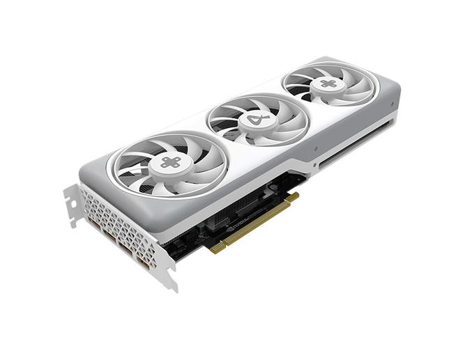 AX电竞叛客RTX 4070 Ti SUPER vs Inno3D GTX 560Ti冰龙版 深度对比