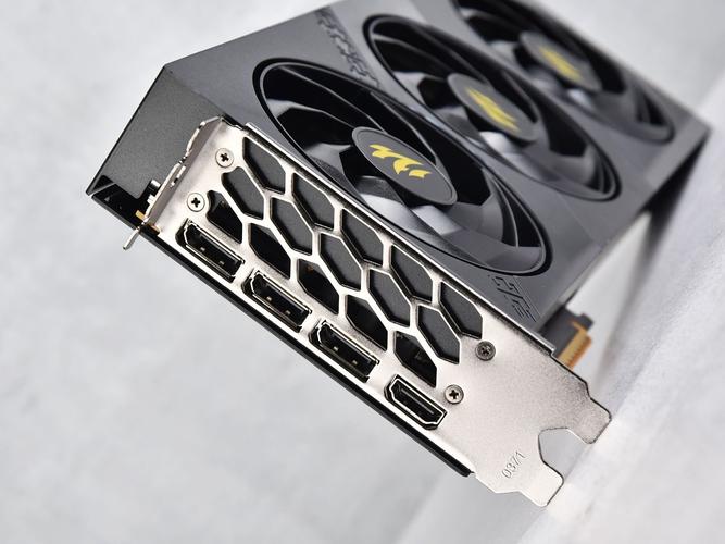 价格标签与硬件产品