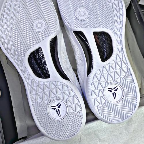 硬盘规格展示，专业存储设备细节