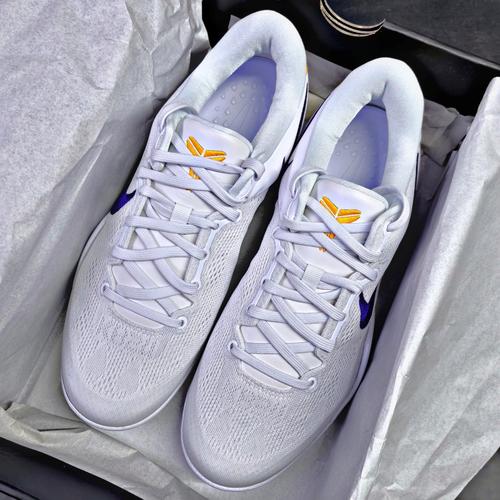 内部硬盘结构细节，体现存储设备专业外观