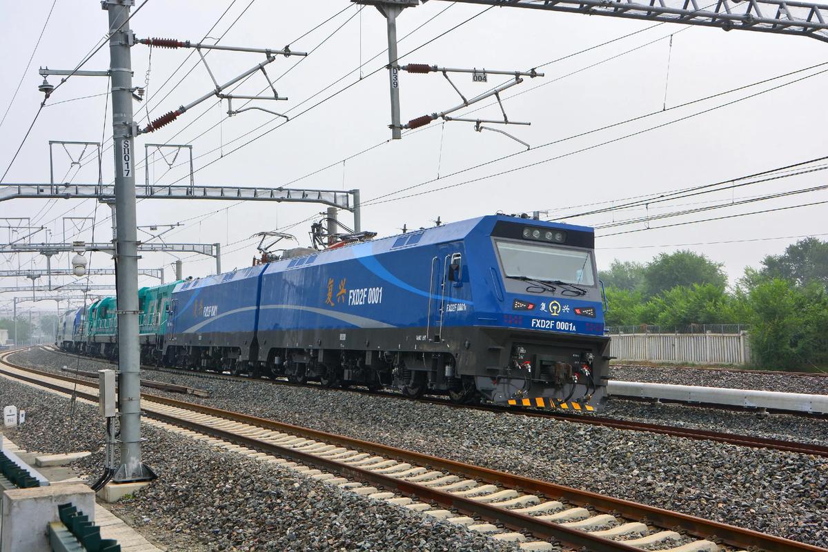 Shopping for computer hardware storage