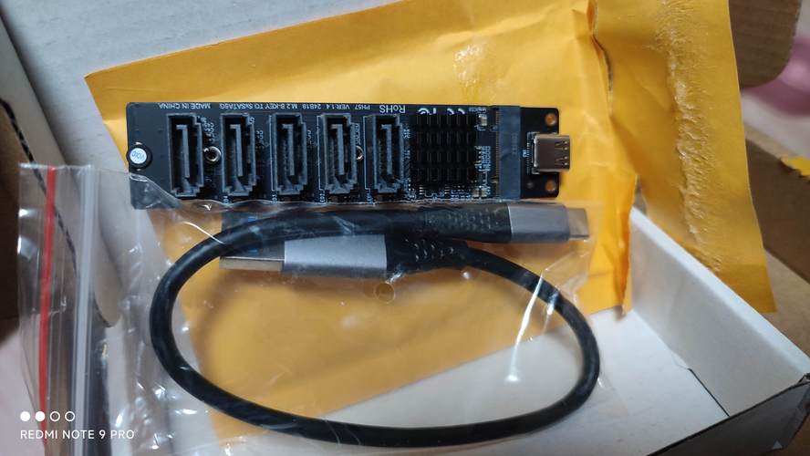 SSD适配器核心组件细节