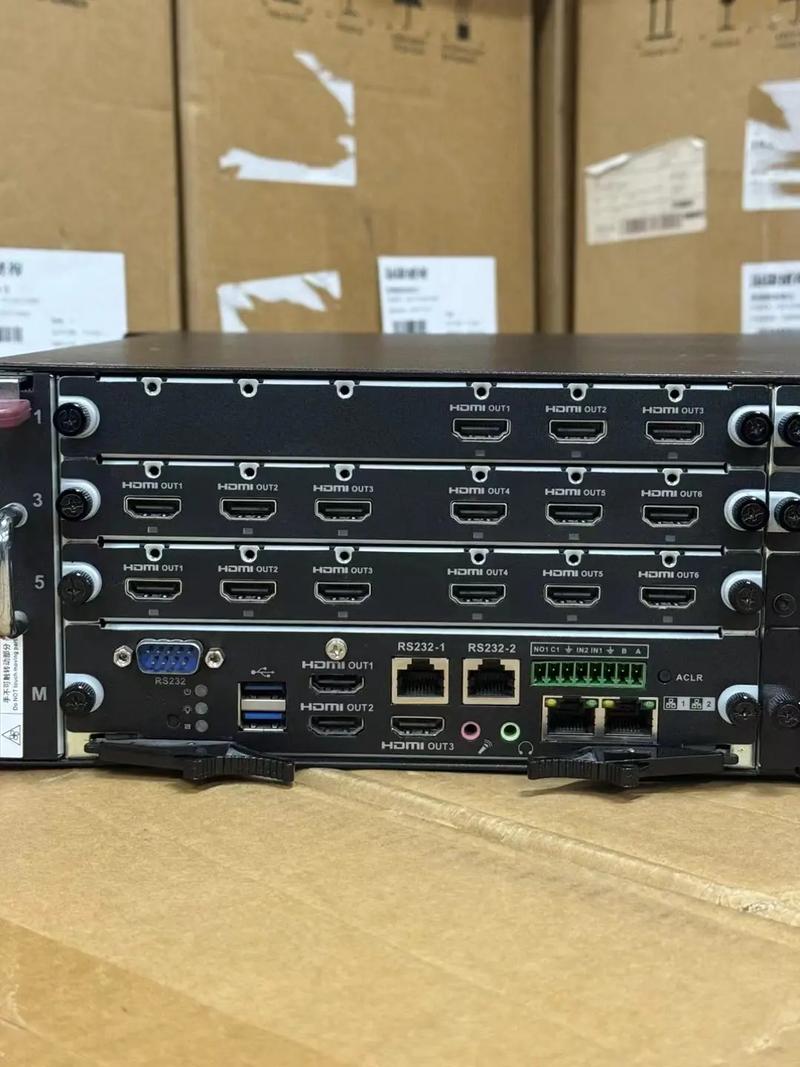 Data center server performance monitoring