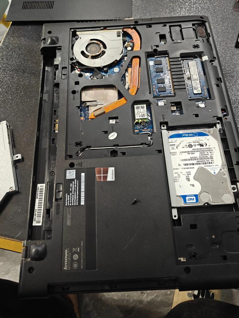 Hard drive performance testing on laptop