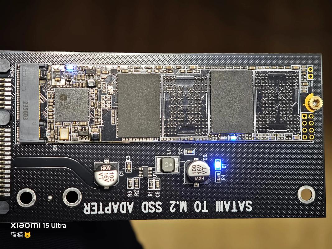 SSD benchmark performance monitoring