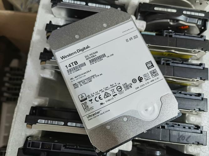 电脑散热风扇组件