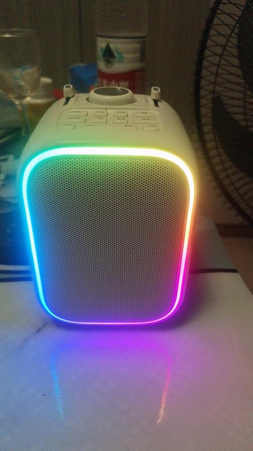 索爱SH16（豪华版）蓝牙电脑音箱深度评测：多功能桌面神器，仅售129元