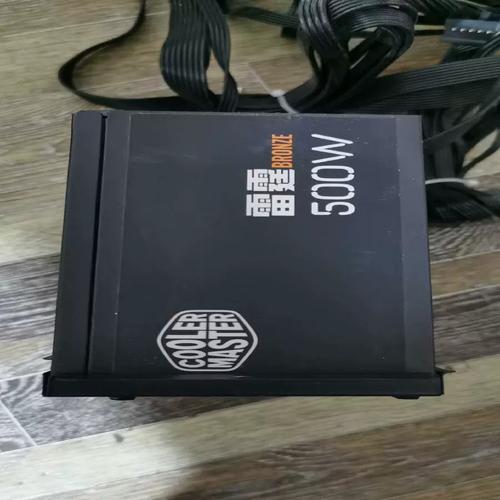 电源单元金属外壳和风扇设计