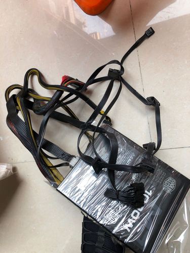 高负载下电源运行表现