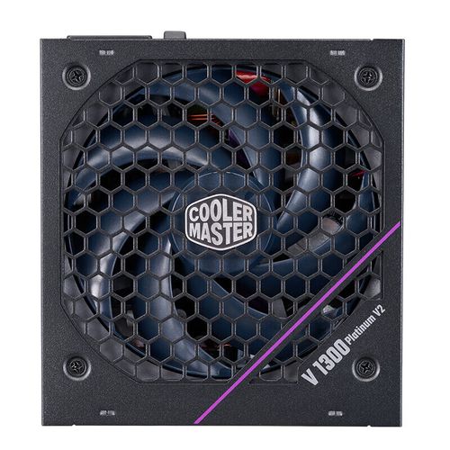 电脑电源模组线缆连接细节展示