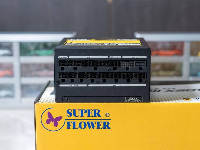 振华 LEADEX G1300 深度评测：1300W 金牌模组电源 高功率稳定之选