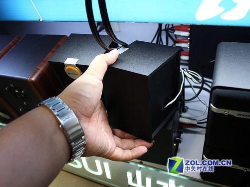 2.1声道音箱系统外观细节