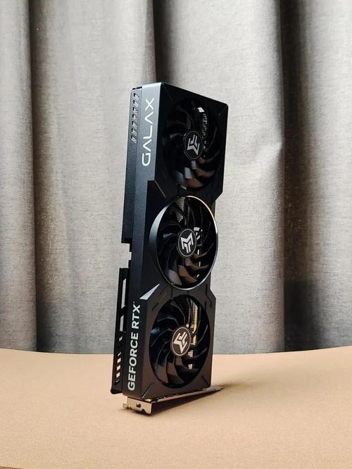 影驰GeForce RTX 4090 金属大师 vs 翔升GT730 终结 2GD5 深度对比