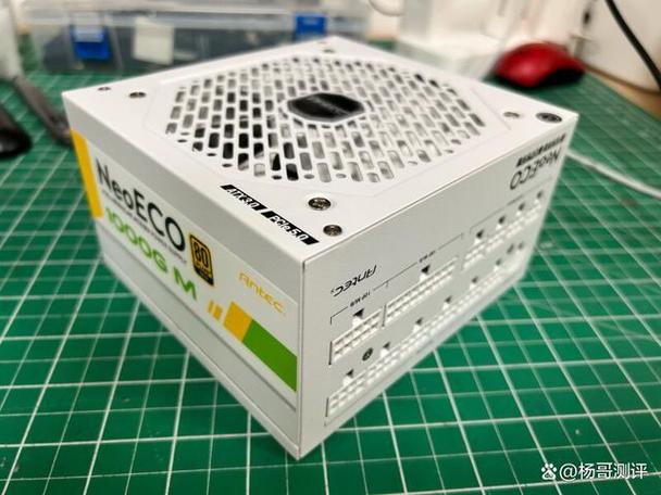 安钛克 NE 1000W 电源性能测试场景