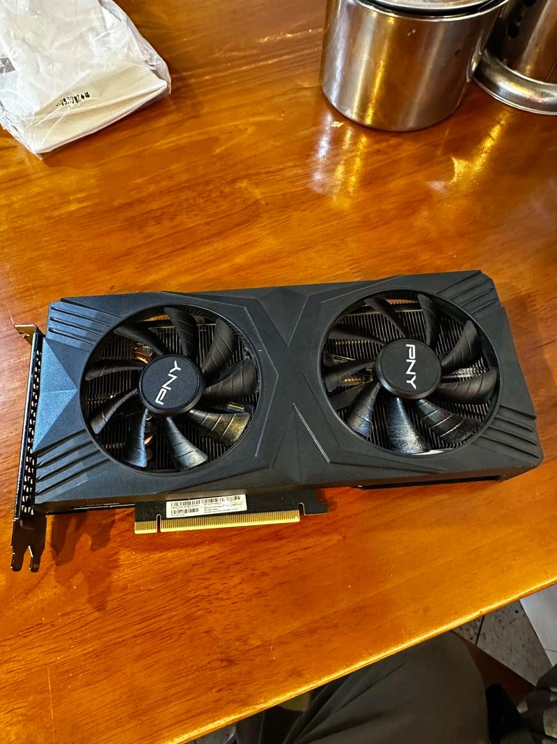 PNY RTX 4070 Blower vs 迪兰 R9 280X 酷能 深度对比