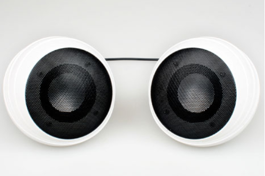 Affordable desktop speakers on workspace