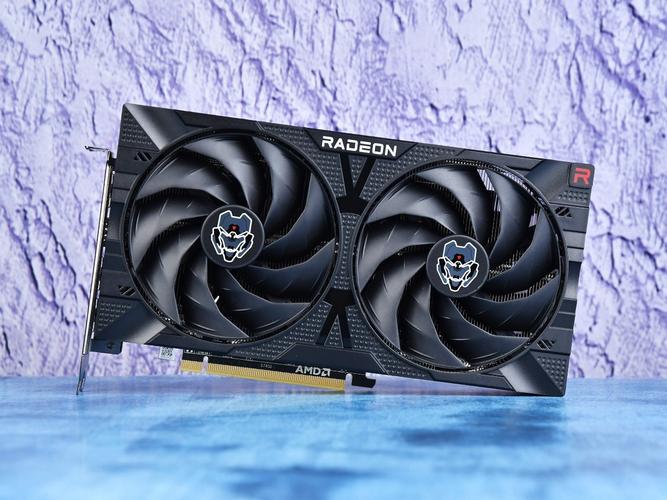 瀚铠RX 6650 XT合金升级版 vs RX 7900 XT星空 深度对比