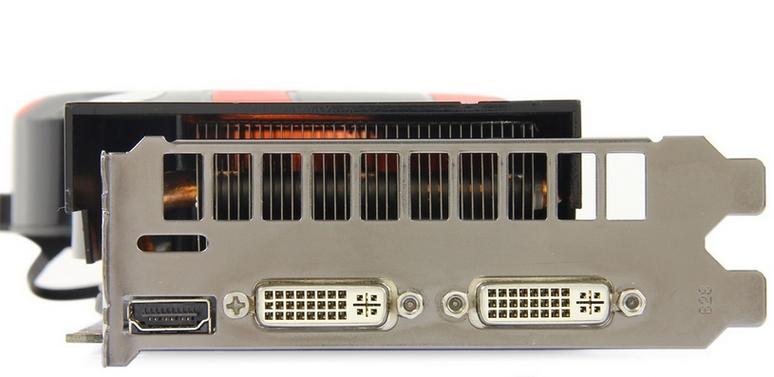 盈通GTX560游戏高手 vs 华硕ROG RX Vega 56 深度对比