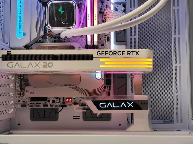 电脑硬件组件对比展示