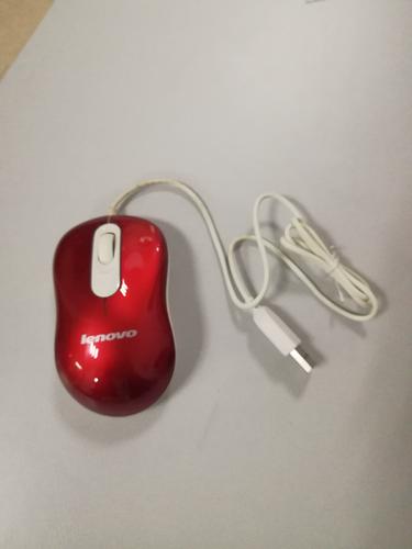 Lenovo M35 mouse close-up design view