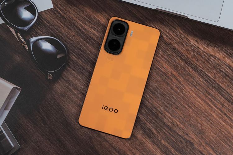 方橙X11无线鼠标深度评测：150g重型无线办公利器 支持MacOS