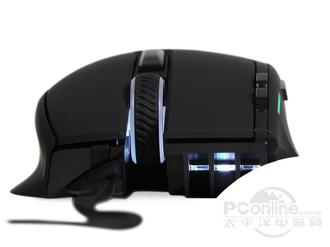 游戏鼠标与键盘搭配性能展示