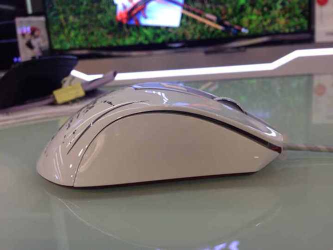 RGB gaming mouse performance