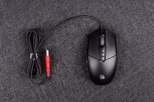 血手幽灵P91 RGB有线电竞鼠标评测：预算级RGB电竞利器 8键大鼠手感实战解析